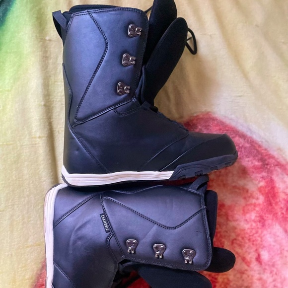 Snowboard Boots Size 10,5 Mens ChamonixALL MOUNTAINBOOTBurton K2 Capitaliz